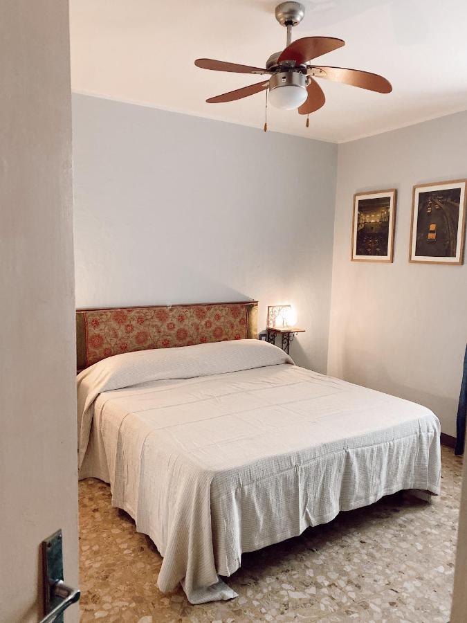 Atlante Hotel Toscolano Maderno Exterior photo