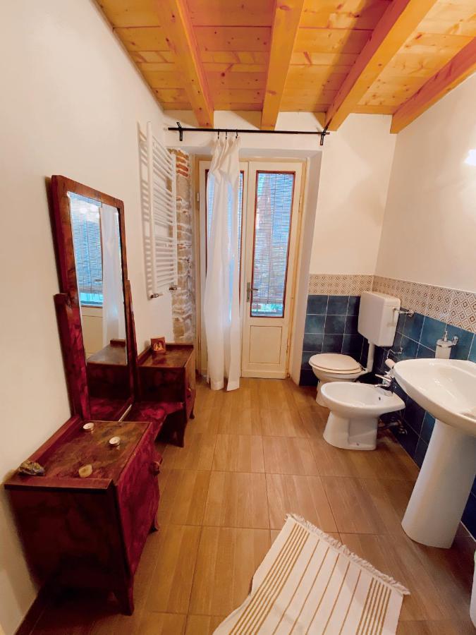 Atlante Hotel Toscolano Maderno Exterior photo